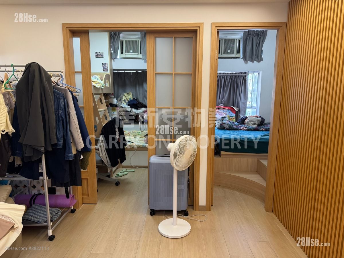 Riviera Gardens Sell 2 Bedrooms , 1 Bathroom 421 ft²