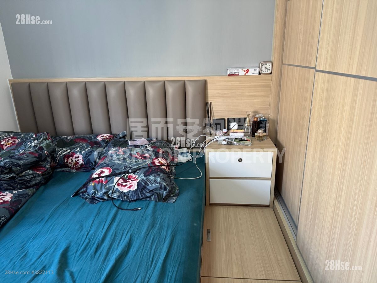 Riviera Gardens Sell 2 Bedrooms , 1 Bathroom 421 ft²