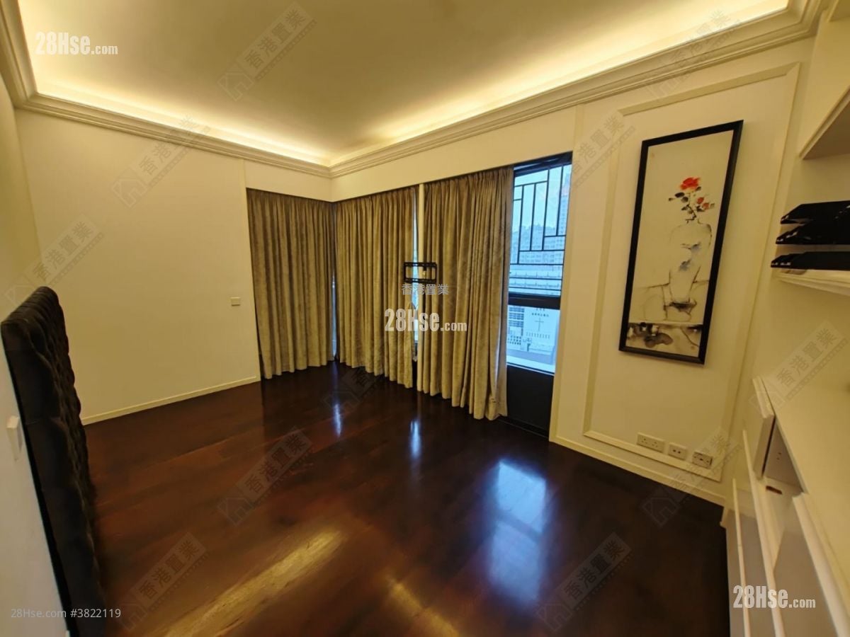 Dunbar Place Sell 4 Bedrooms 1,829 ft²