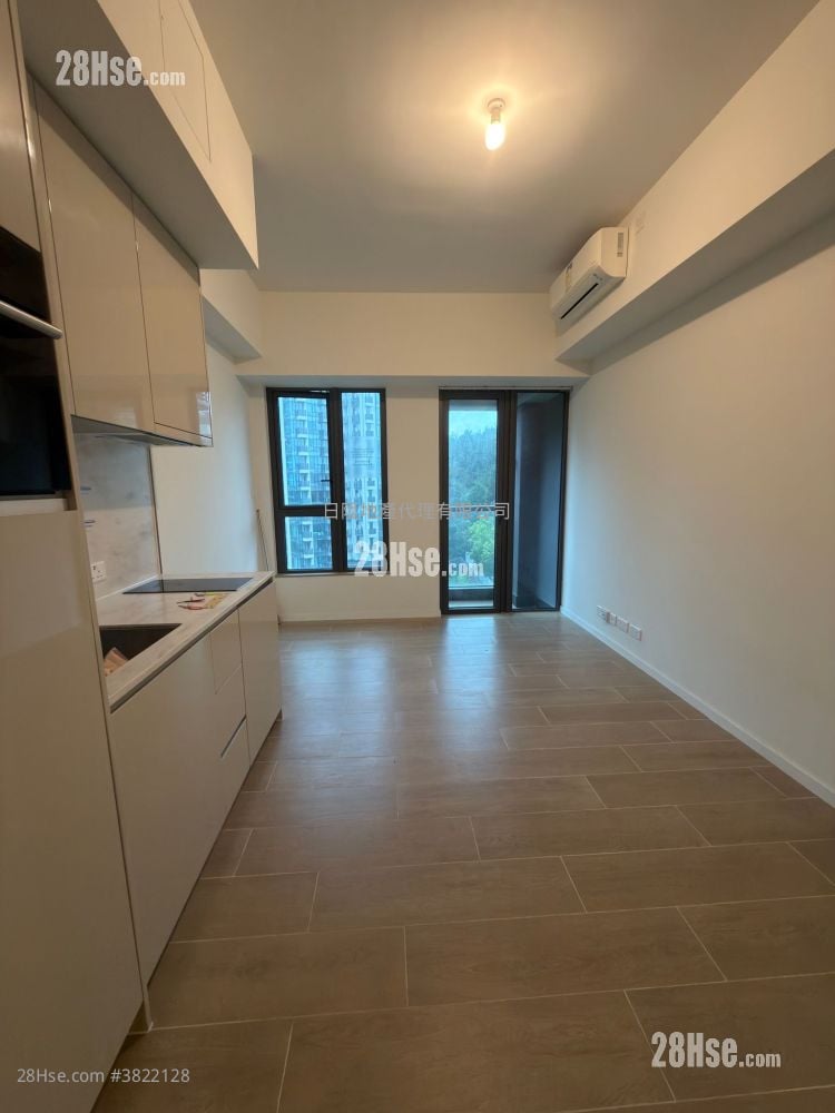 OMA OMA 租盘 1 浴室 276 平方尺