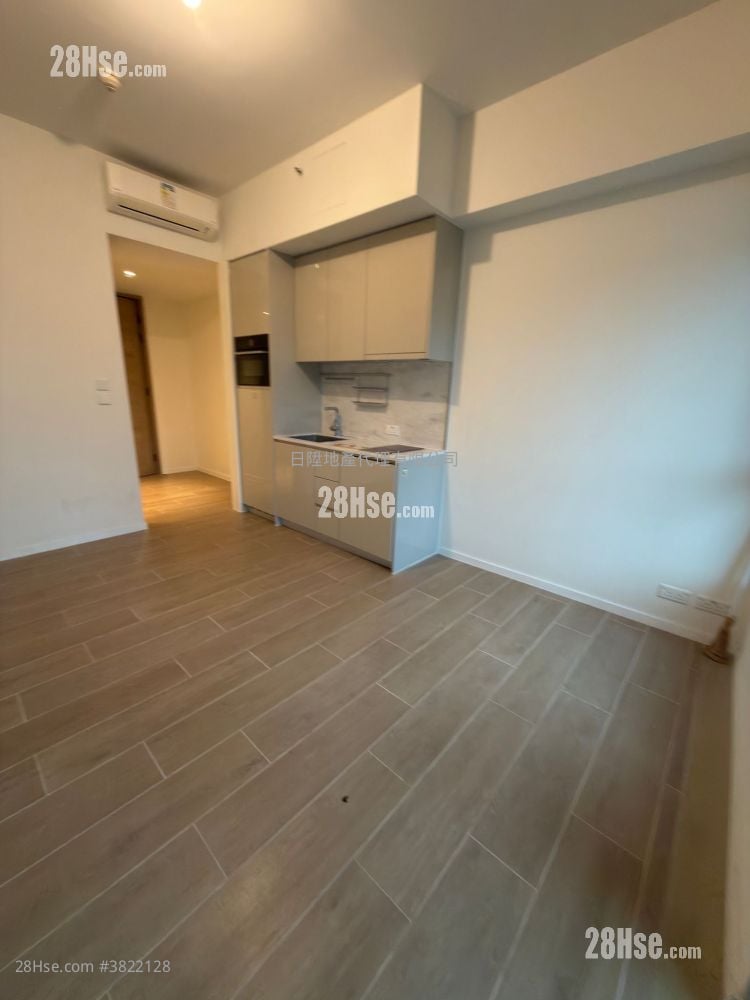 Oma Oma Rental 1 Bathroom 276 ft²