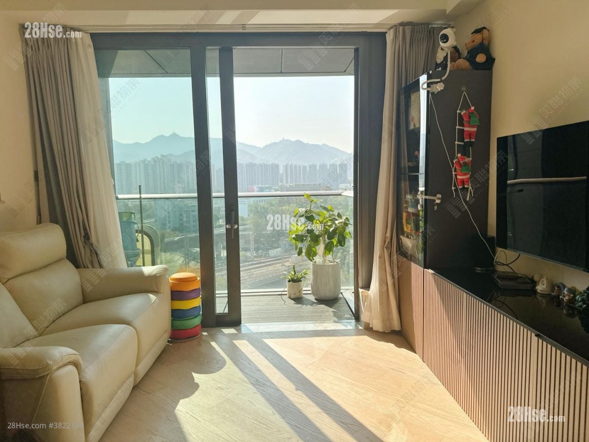 The Arles Rental 3 Bedrooms , 2 Bathrooms 945 ft²