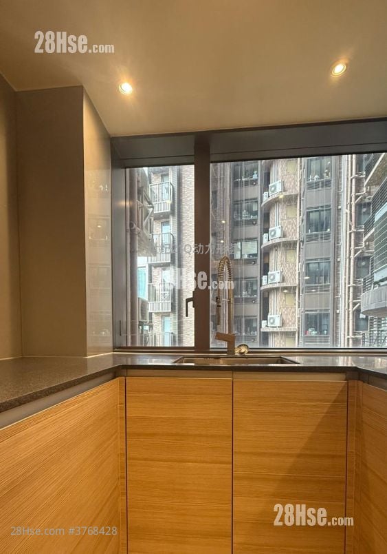 香島 租盤 2 房 , 1 浴室 695 平方呎