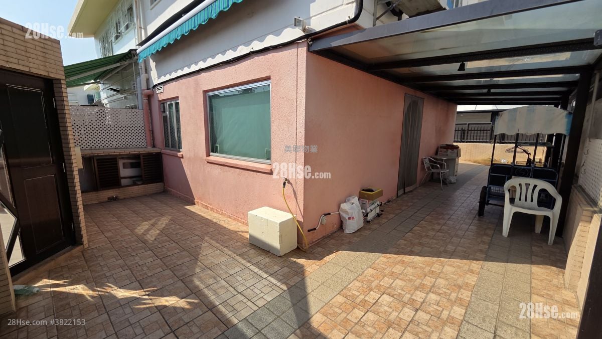 Fairview Park Sell 3 Bedrooms , 3 Bathrooms 950 ft²