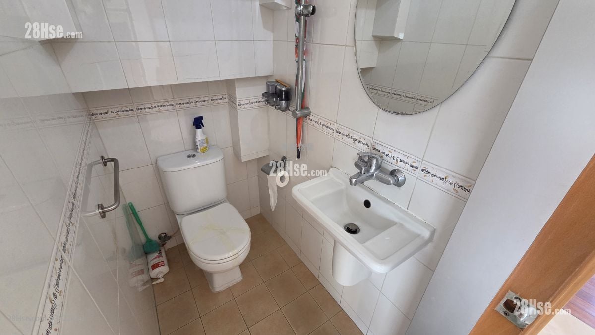 Fairview Park Sell 3 Bedrooms , 3 Bathrooms 950 ft²