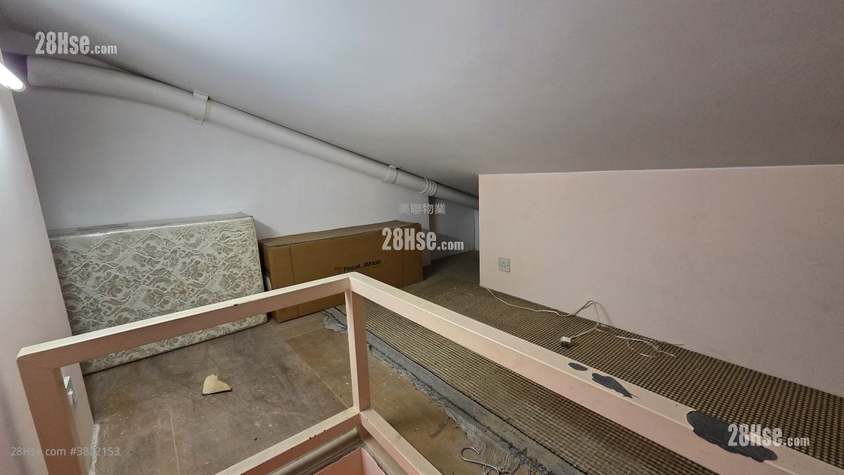 Fairview Park Sell 3 Bedrooms , 3 Bathrooms 950 ft²