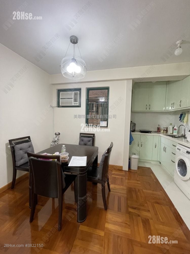 Galaxia Sell 2 Bedrooms 517 ft²