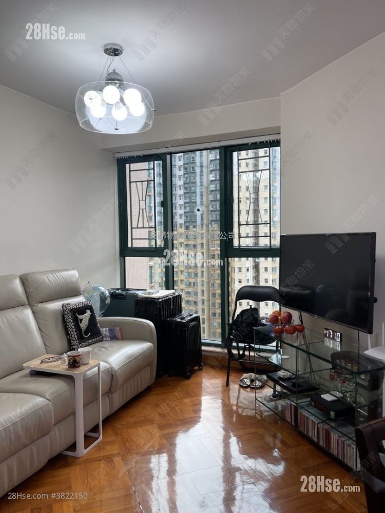 Galaxia Sell 2 Bedrooms 517 ft²