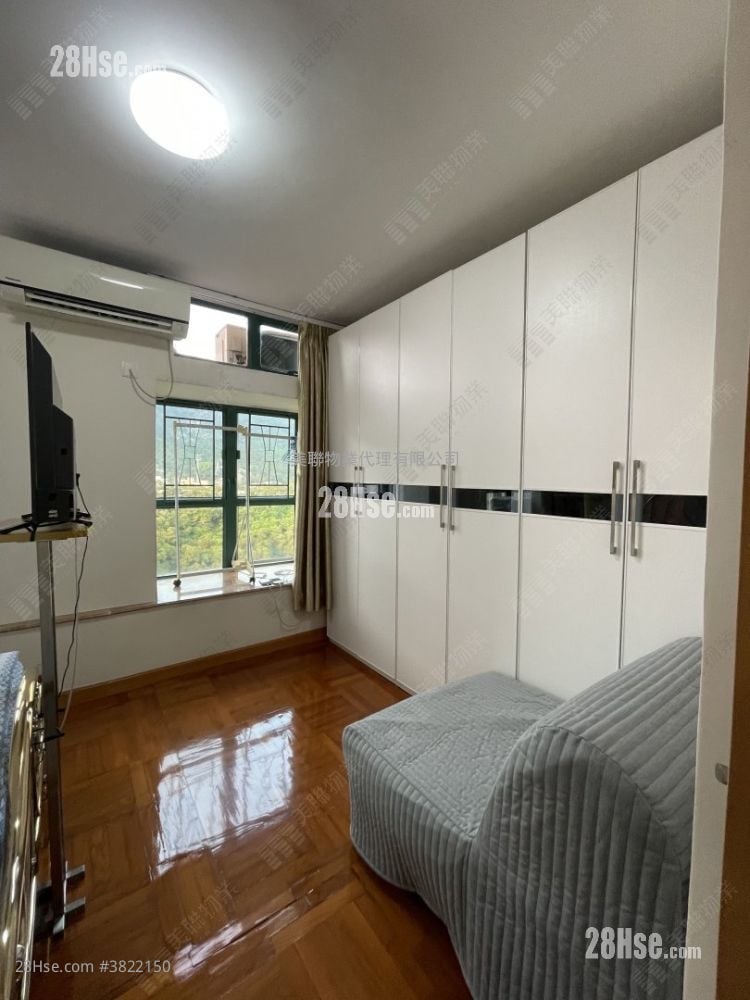 Galaxia Sell 2 Bedrooms 517 ft²