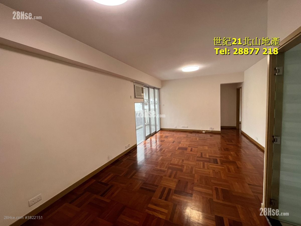 Dragon Court Rental 3 Bedrooms , 2 Bathrooms 1,143 ft²