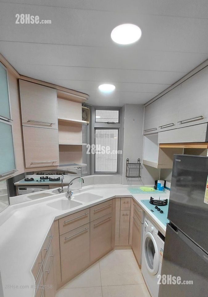 廚房: 映灣園 售盤 2 房 , 1 浴室 552 平方呎