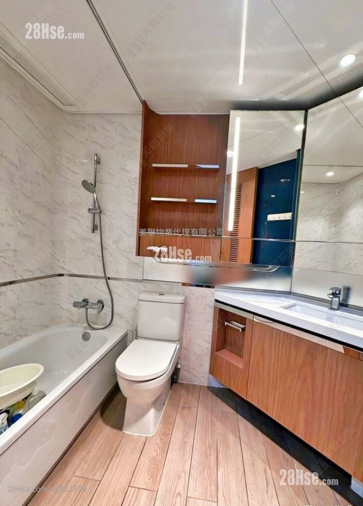 柏傲湾 售盘 1 房 392 平方尺