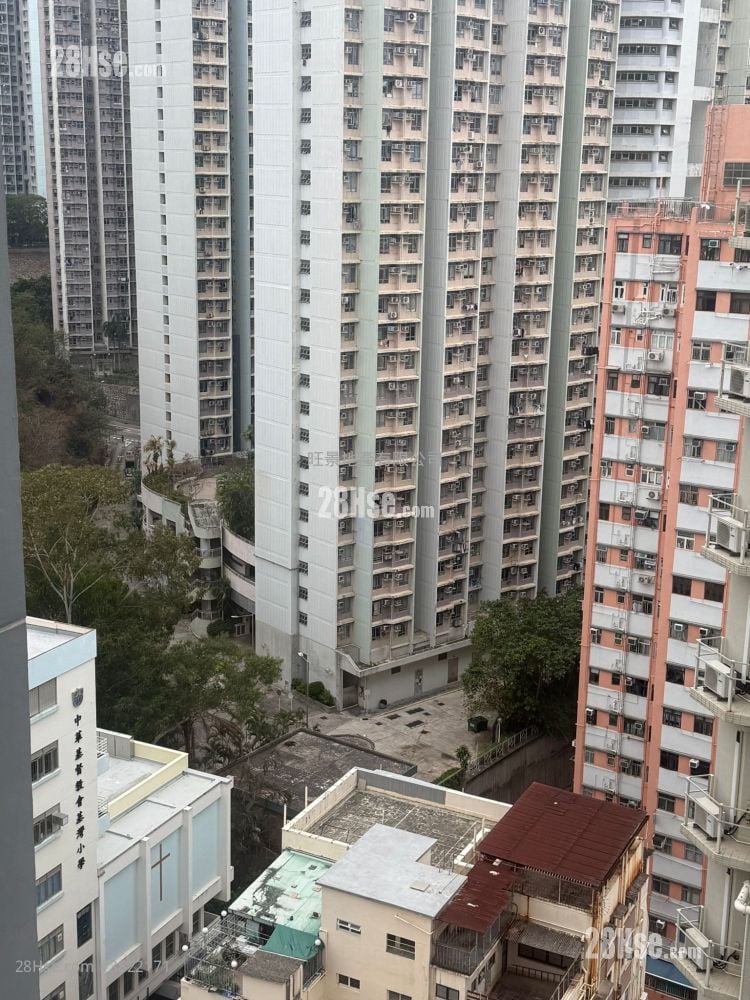 Ellen Building Sell 3 Bedrooms 463 ft²