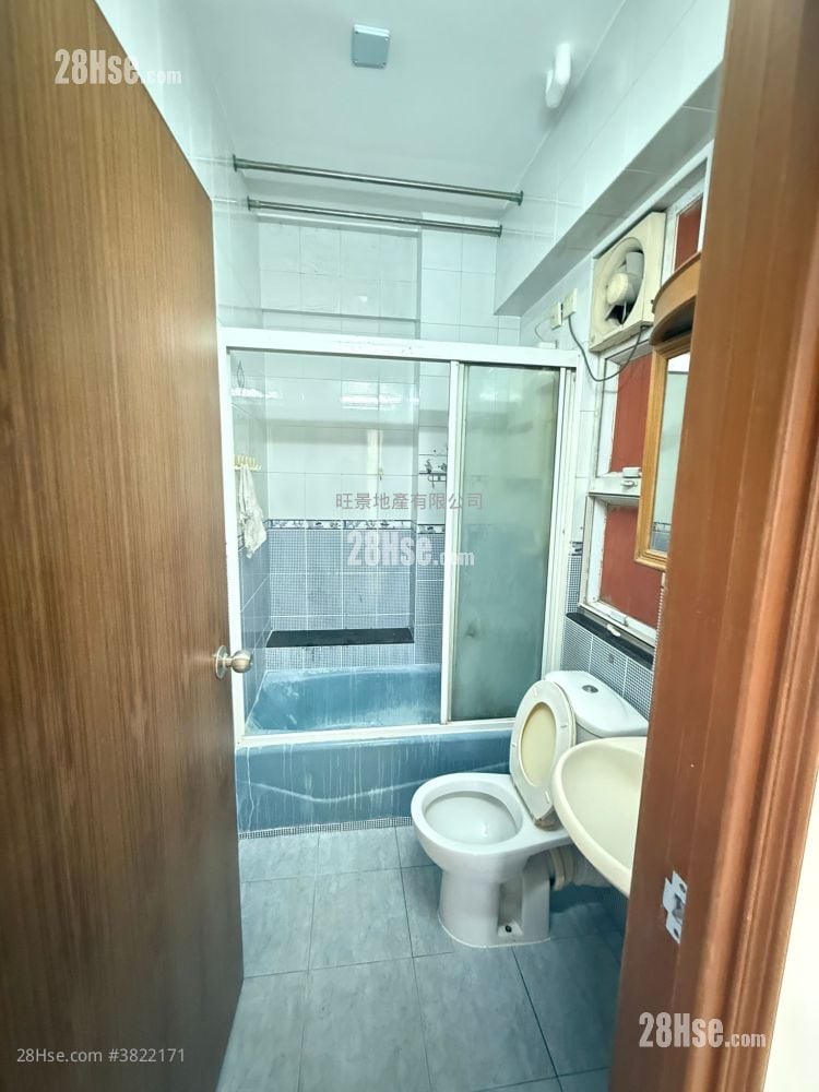 Ellen Building Sell 3 Bedrooms 463 ft²