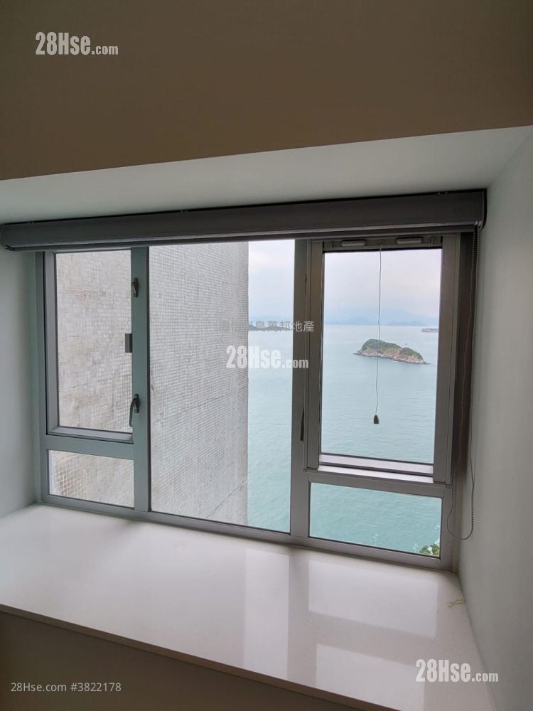 South Horizons Sell 3 Bedrooms , 2 Bathrooms 592 ft²