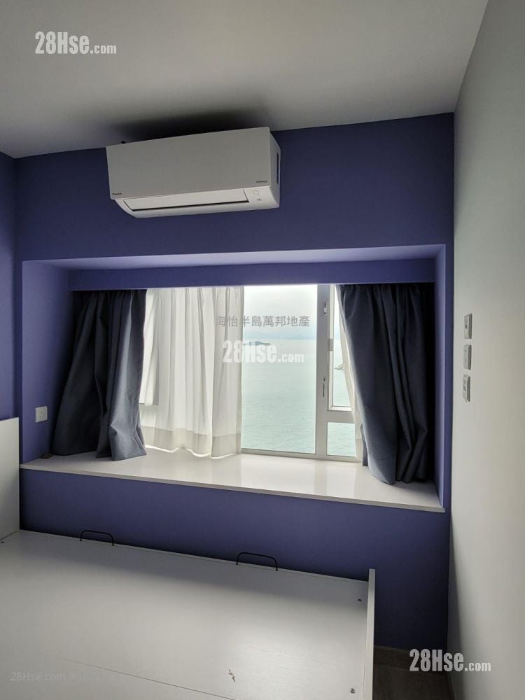 South Horizons Sell 3 Bedrooms , 2 Bathrooms 592 ft²