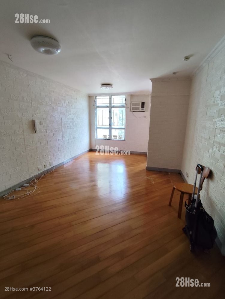 煜明苑 售盤 3 房 , 1 浴室 651 平方呎