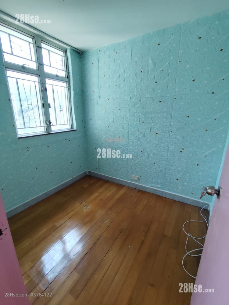 煜明苑 售盤 3 房 , 1 浴室 651 平方呎