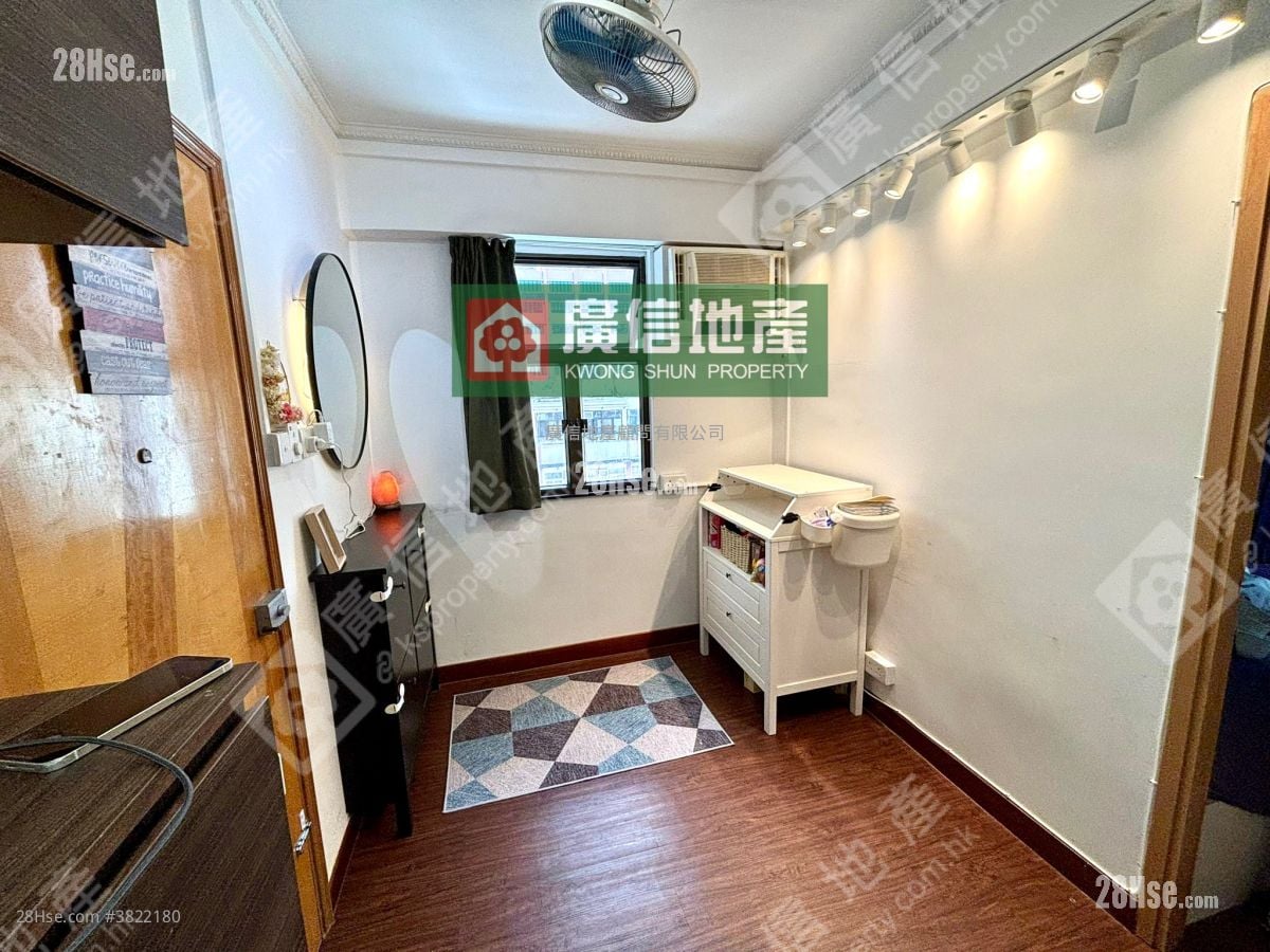 啟運大廈 租盤 1 房 , 1 浴室 220 平方呎