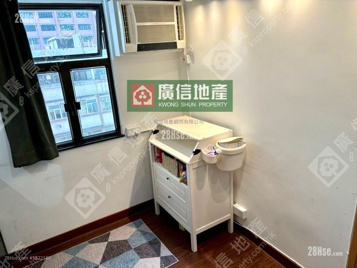 啟運大廈 租盤 1 房 , 1 浴室 220 平方呎