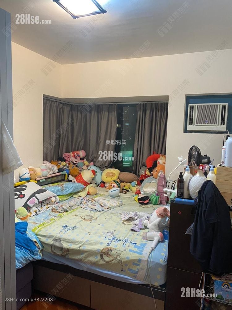 The Long Beach Sell 2 Bedrooms 549 ft²