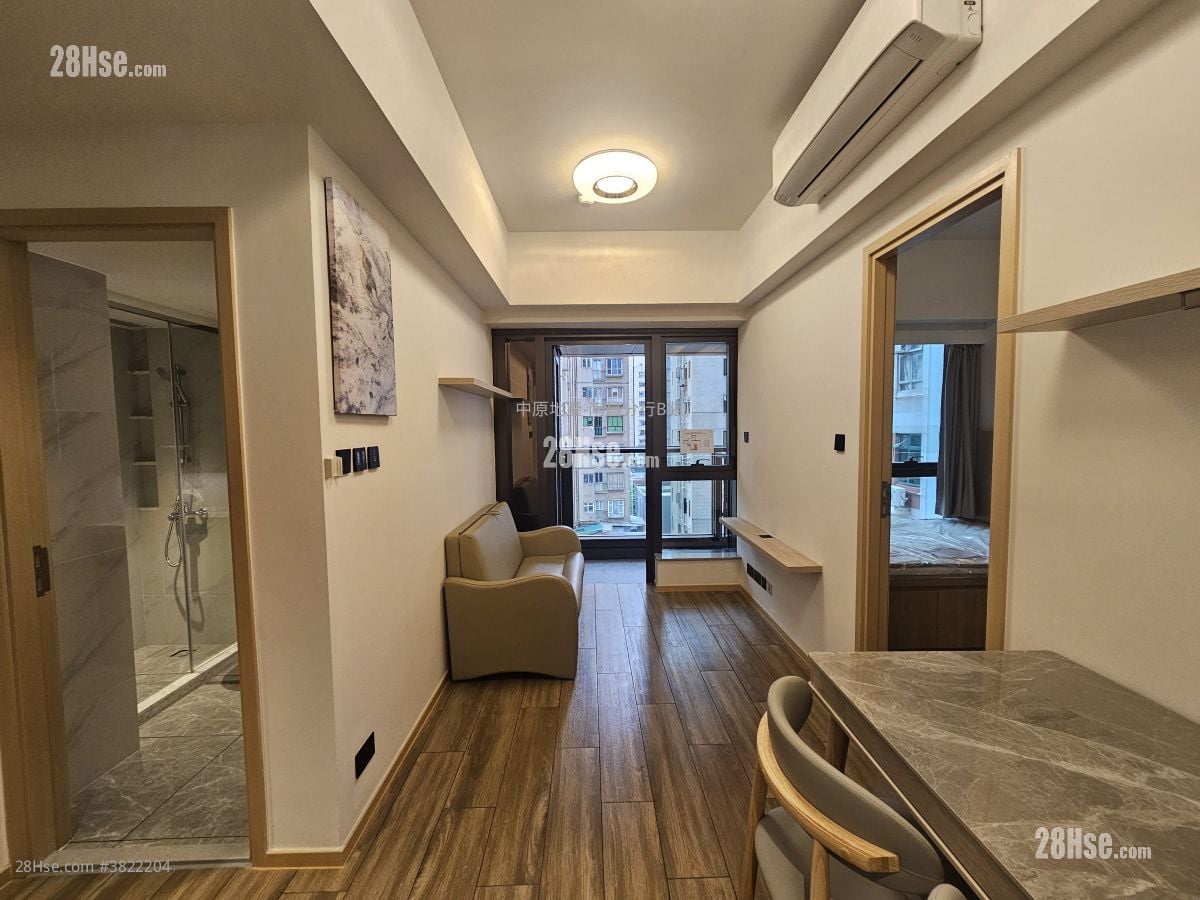 Bright Moon Rental 1 Bedroom , 1 Bathroom 337 ft²