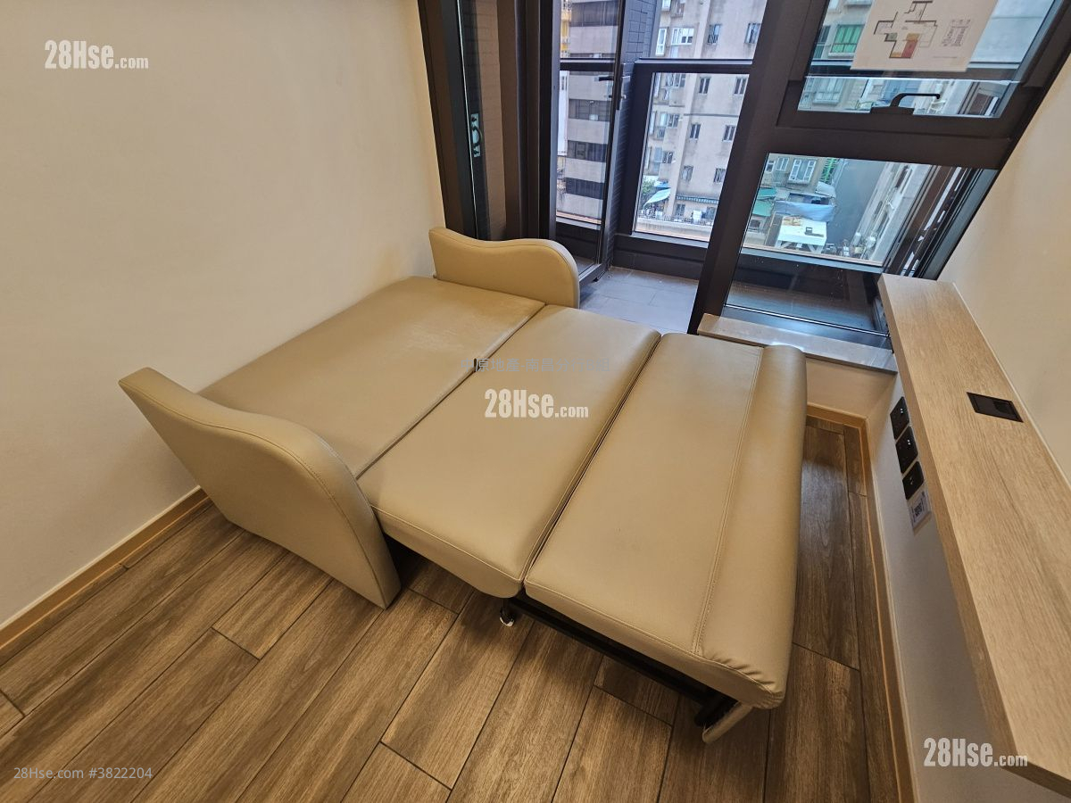 Bright Moon Rental 1 Bedroom , 1 Bathroom 337 ft²