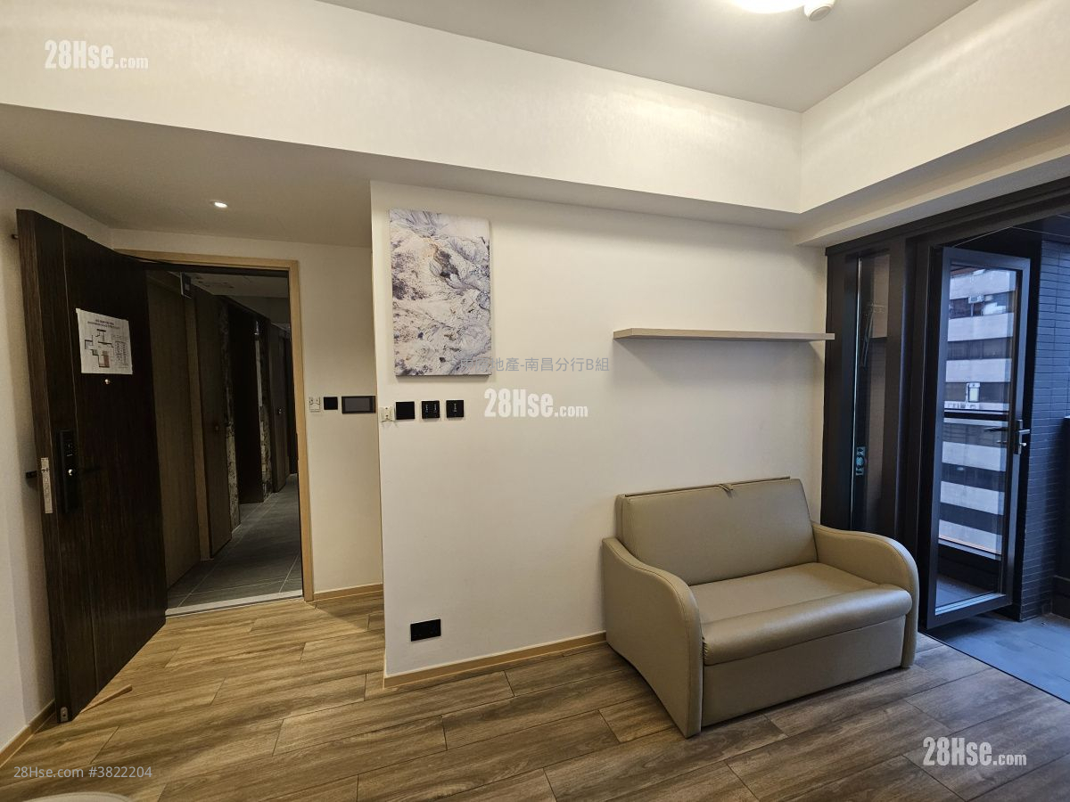 Bright Moon Rental 1 Bedroom , 1 Bathroom 337 ft²