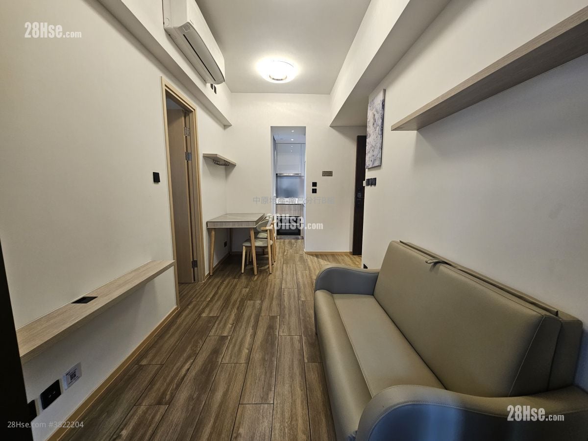 Bright Moon Rental 1 Bedroom , 1 Bathroom 337 ft²