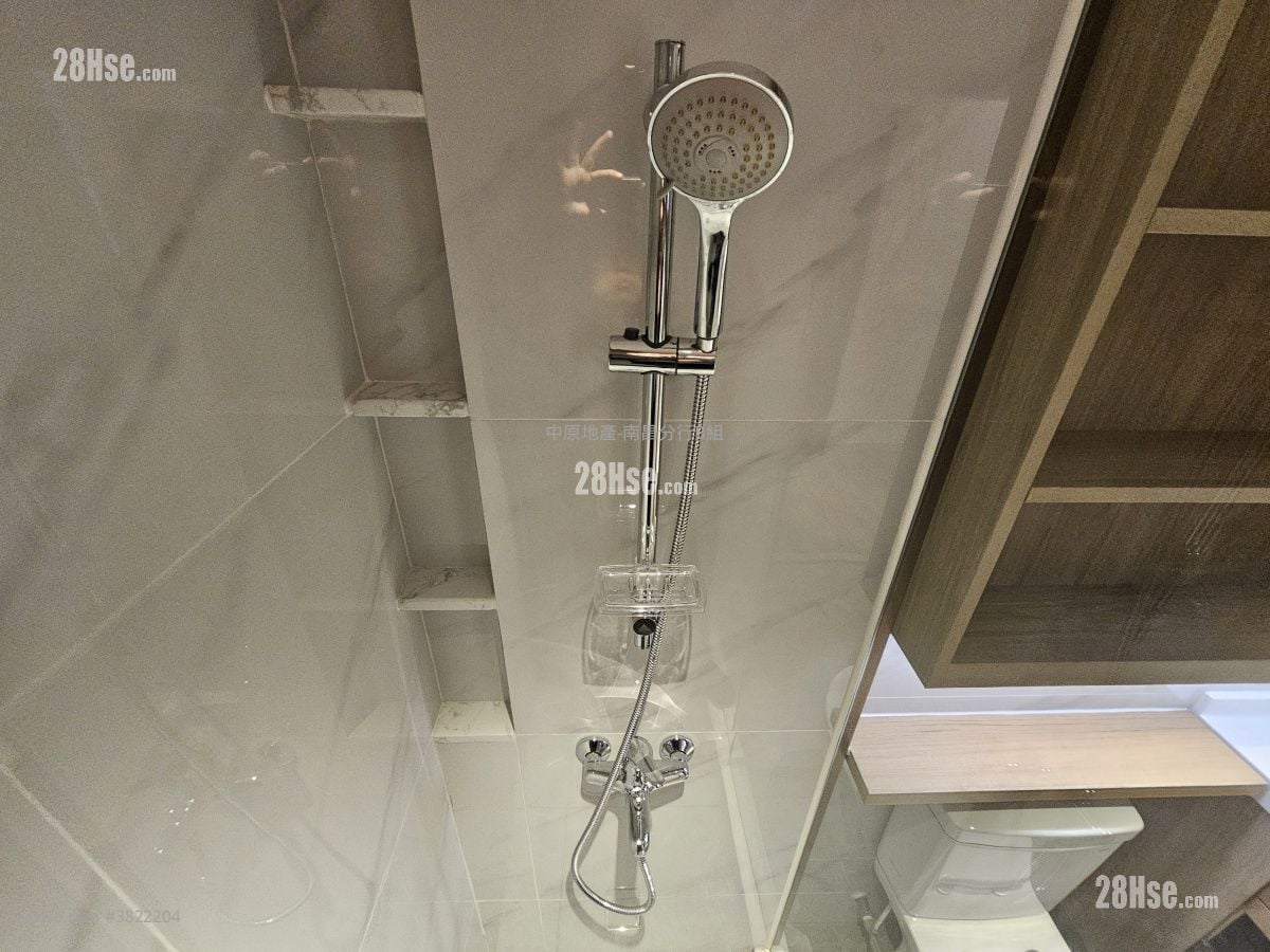 Bright Moon Rental 1 Bedroom , 1 Bathroom 337 ft²