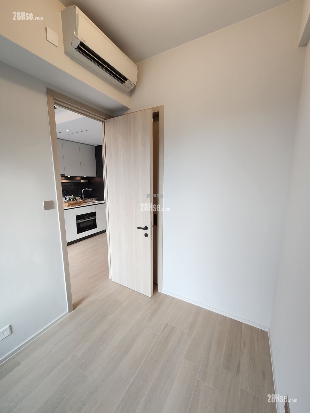 One Innovale Sell 1 Bedroom , 1 Bathroom 284 ft²