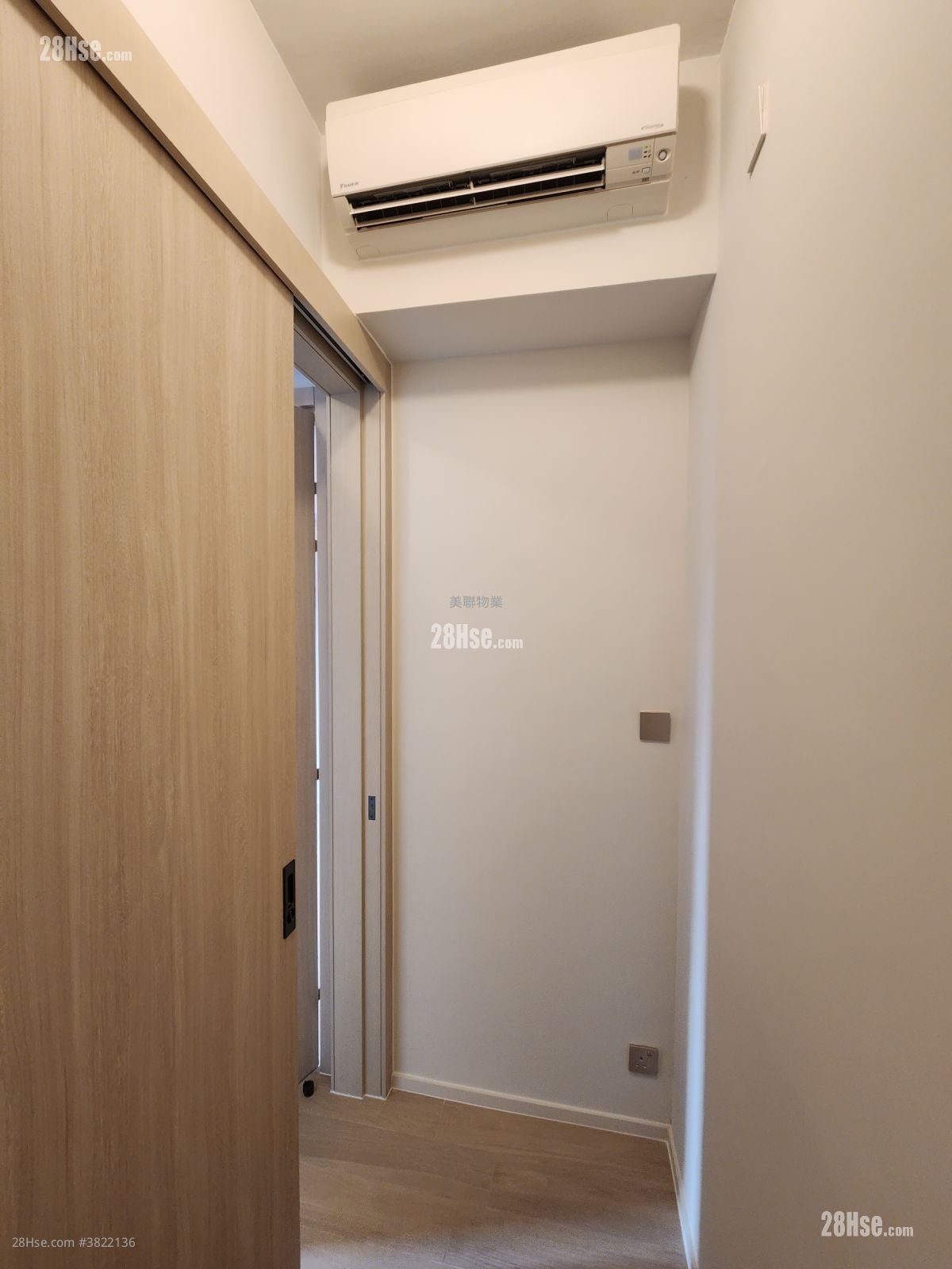 One Innovale Sell 1 Bedroom , 1 Bathroom 284 ft²