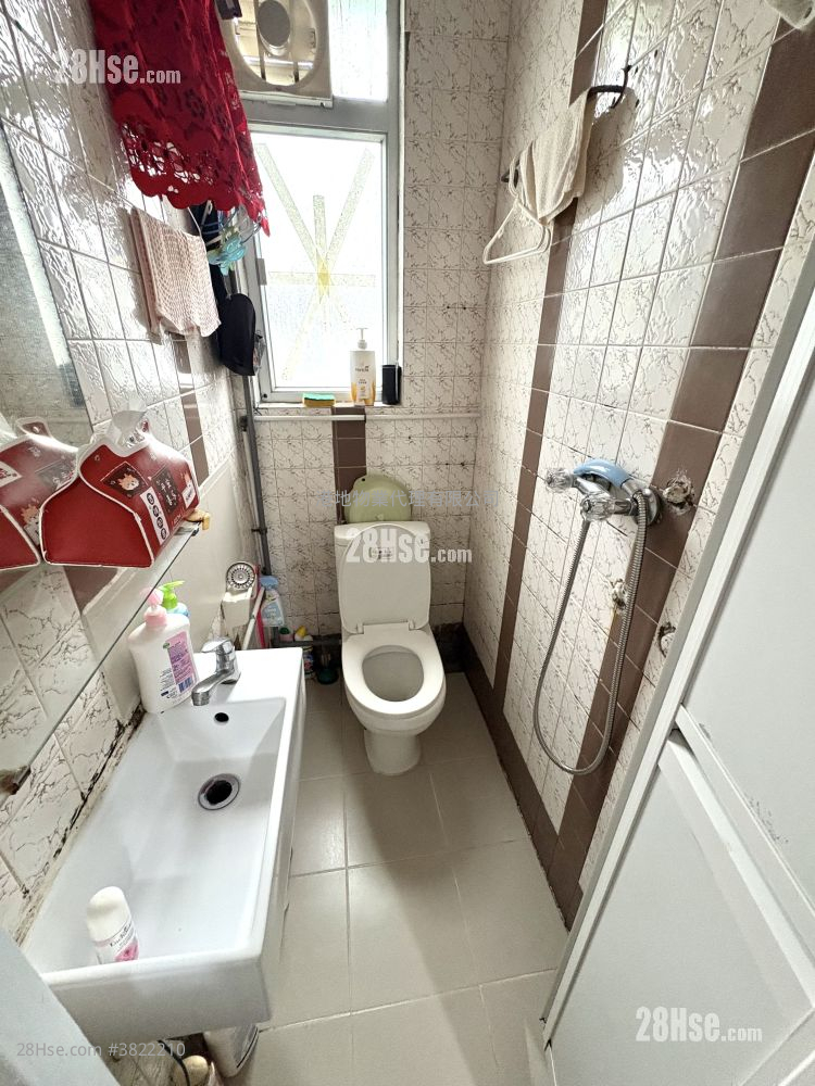 King's Centre Rental 283 ft²