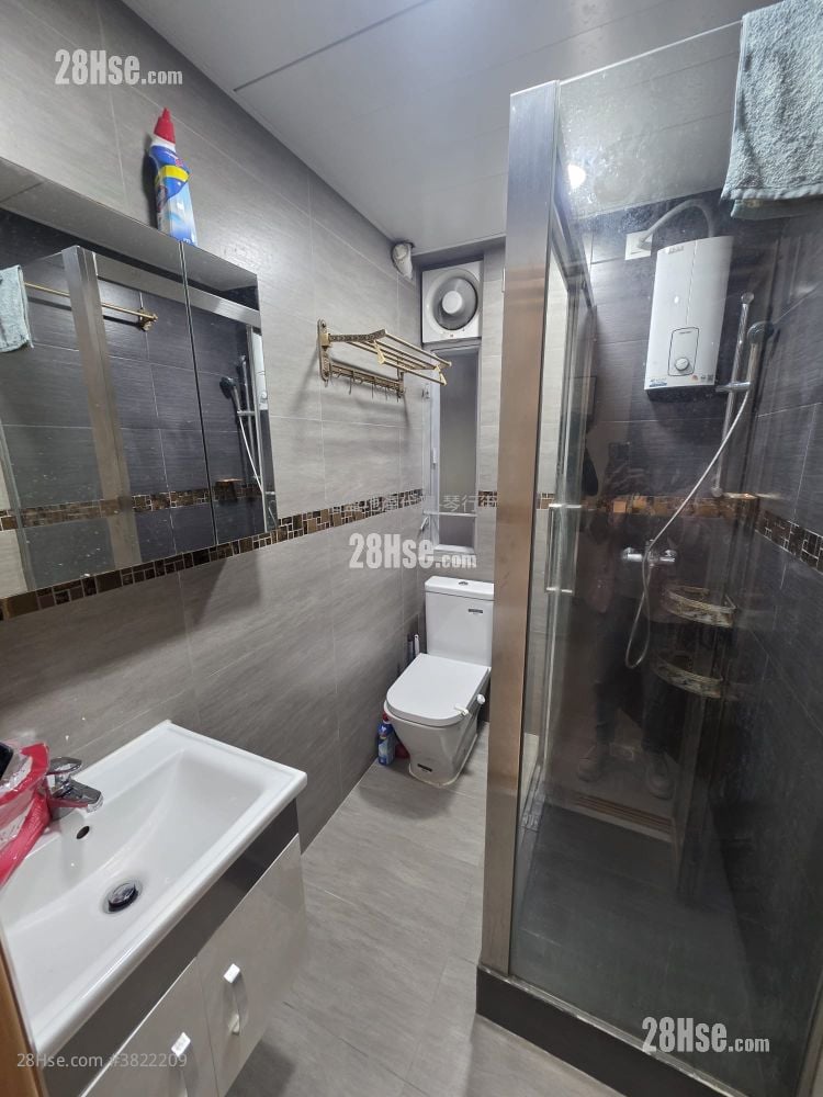 Wah Lai Mansion Rental 2 Bedrooms , 1 Bathroom 318 ft²