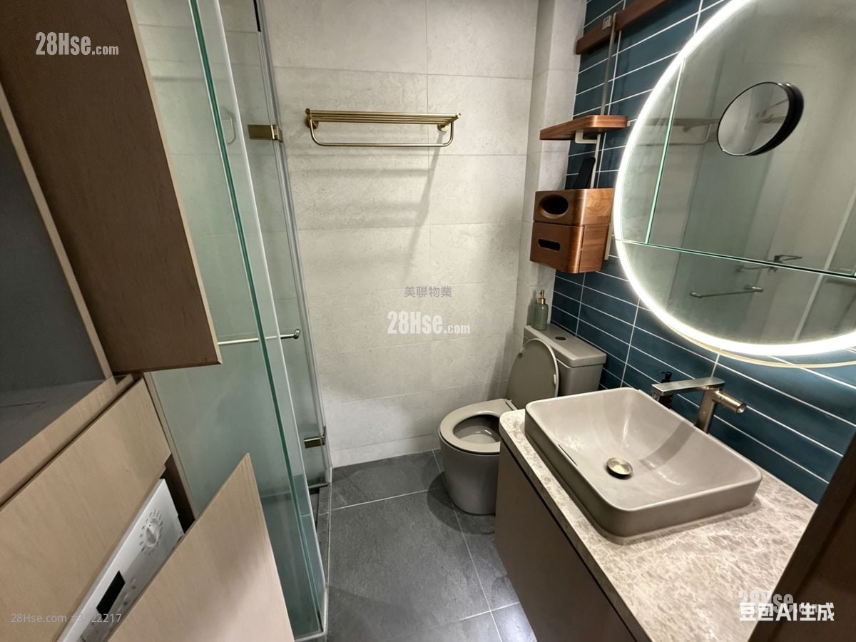 浴室: 柏傲庄 租盘 2 房 , 1 浴室 454 平方尺