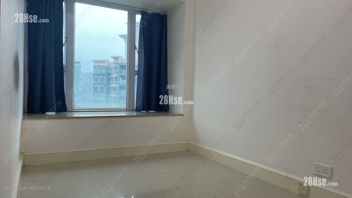 都会駅 售盘 3 房 629 平方尺