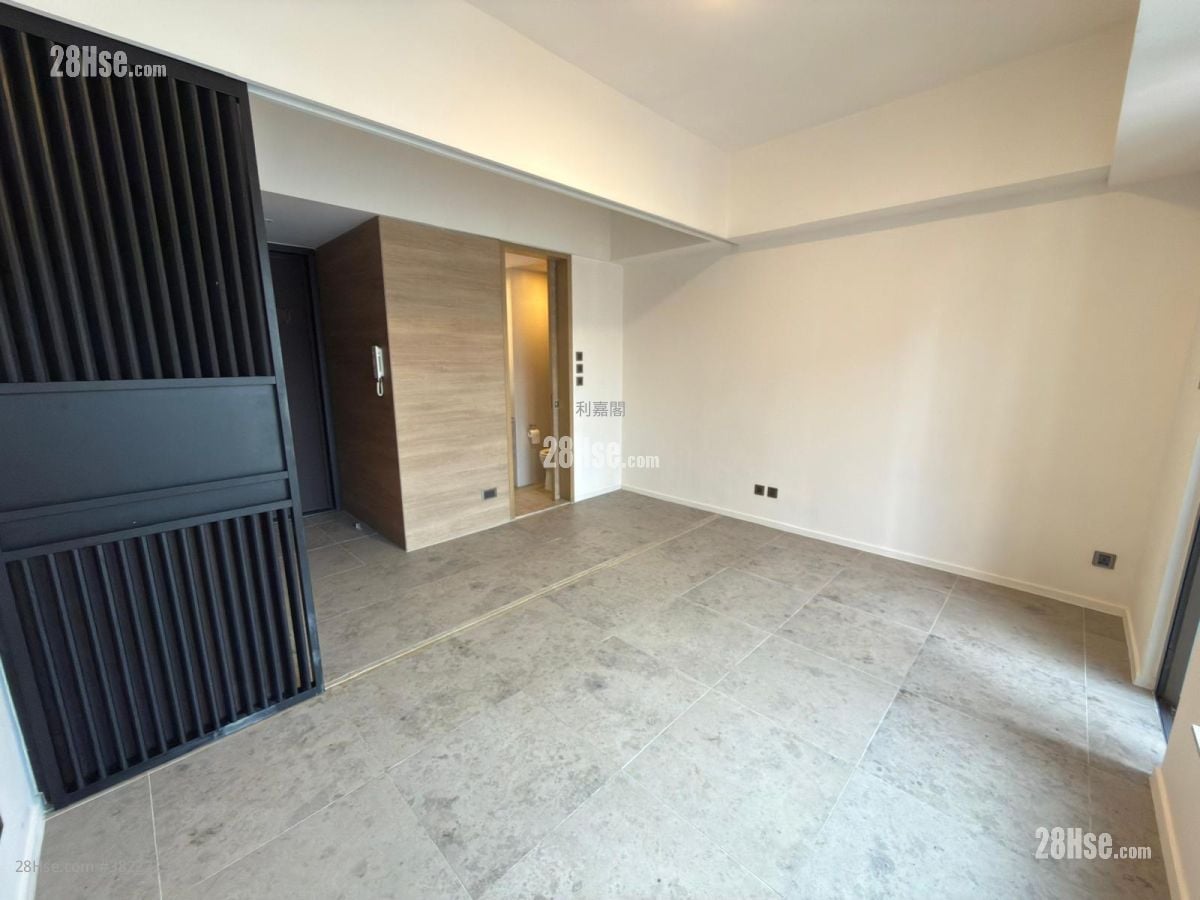 SKYPARK 售盤 1 浴室 309 平方呎