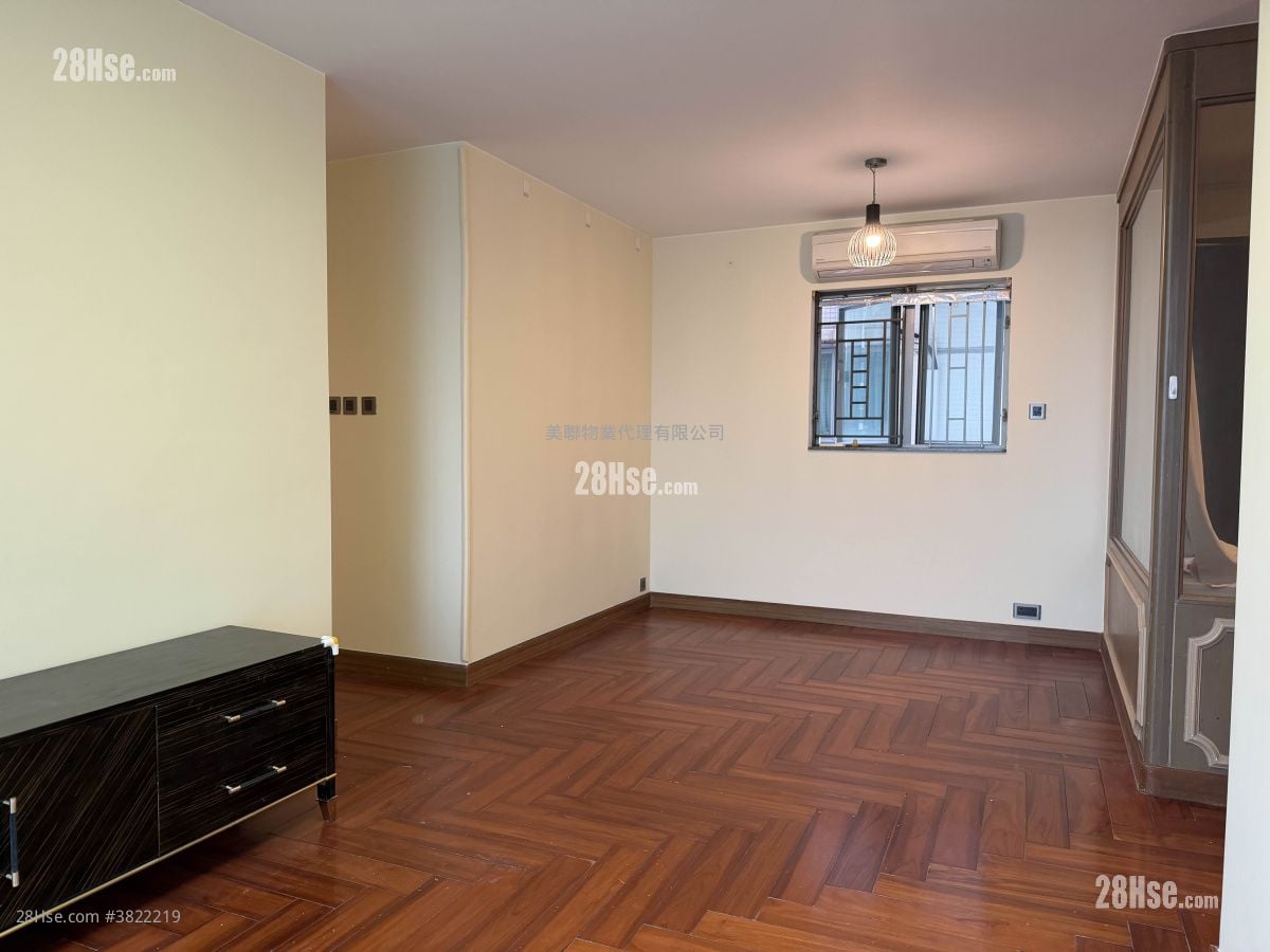 海堤灣畔 售盤 3 房 855 平方呎