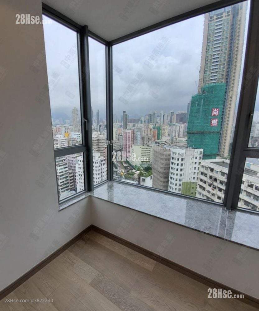 Park One Sell 3 Bedrooms 418 ft²