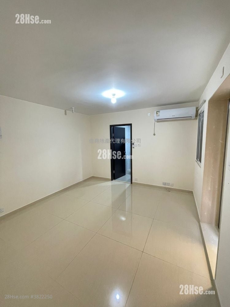 村屋 租盤 1 房 , 1 浴室 350 平方呎