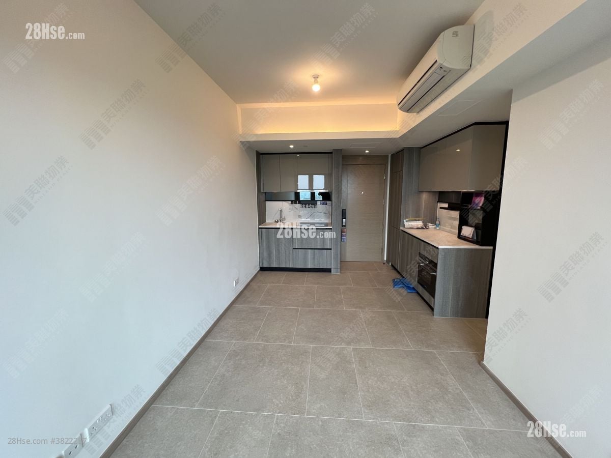 厅: The YOHO Hub 售盘 3 房 , 1 浴室 536 平方尺