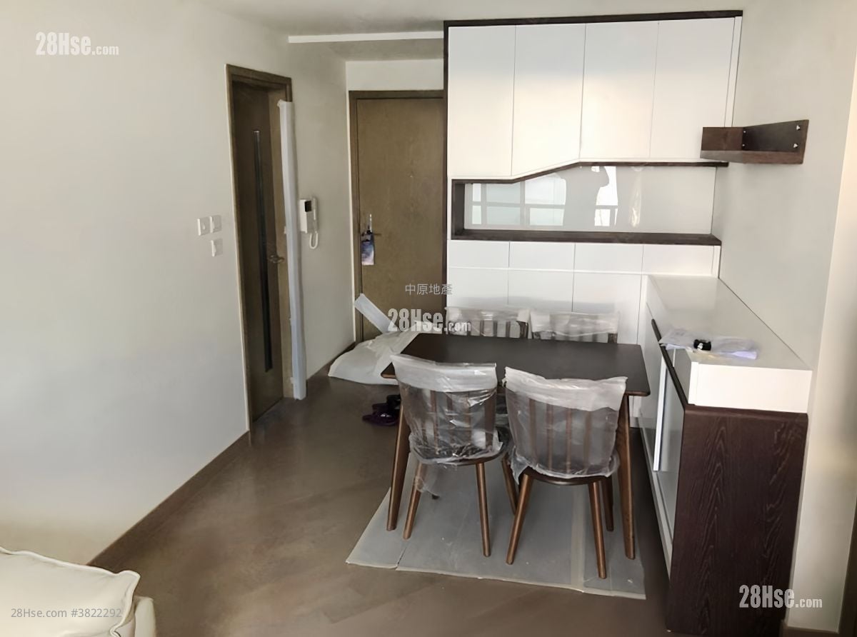 晋海 售盘 3 房 679 平方尺