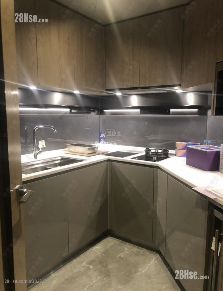 晋海 售盘 3 房 679 平方尺