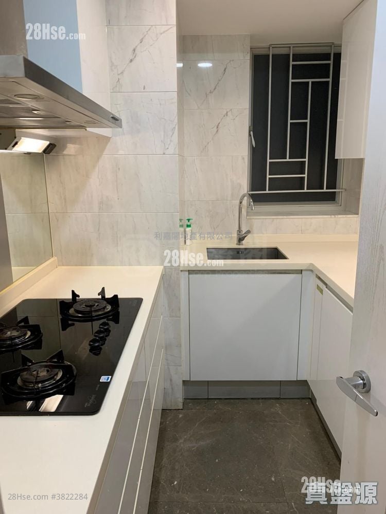 Festival City Sell 3 Bedrooms 786 ft²