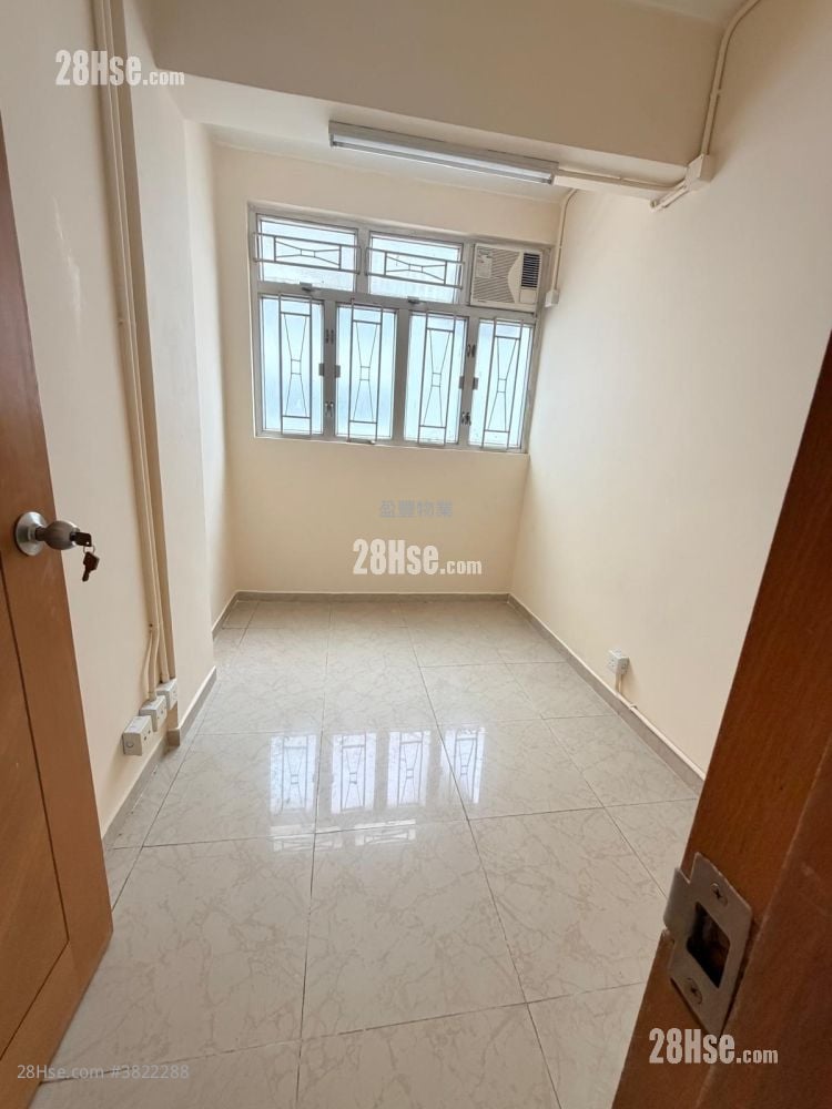 Tai Tak Building Sell 2 Bedrooms , 1 Bathroom 332 ft²