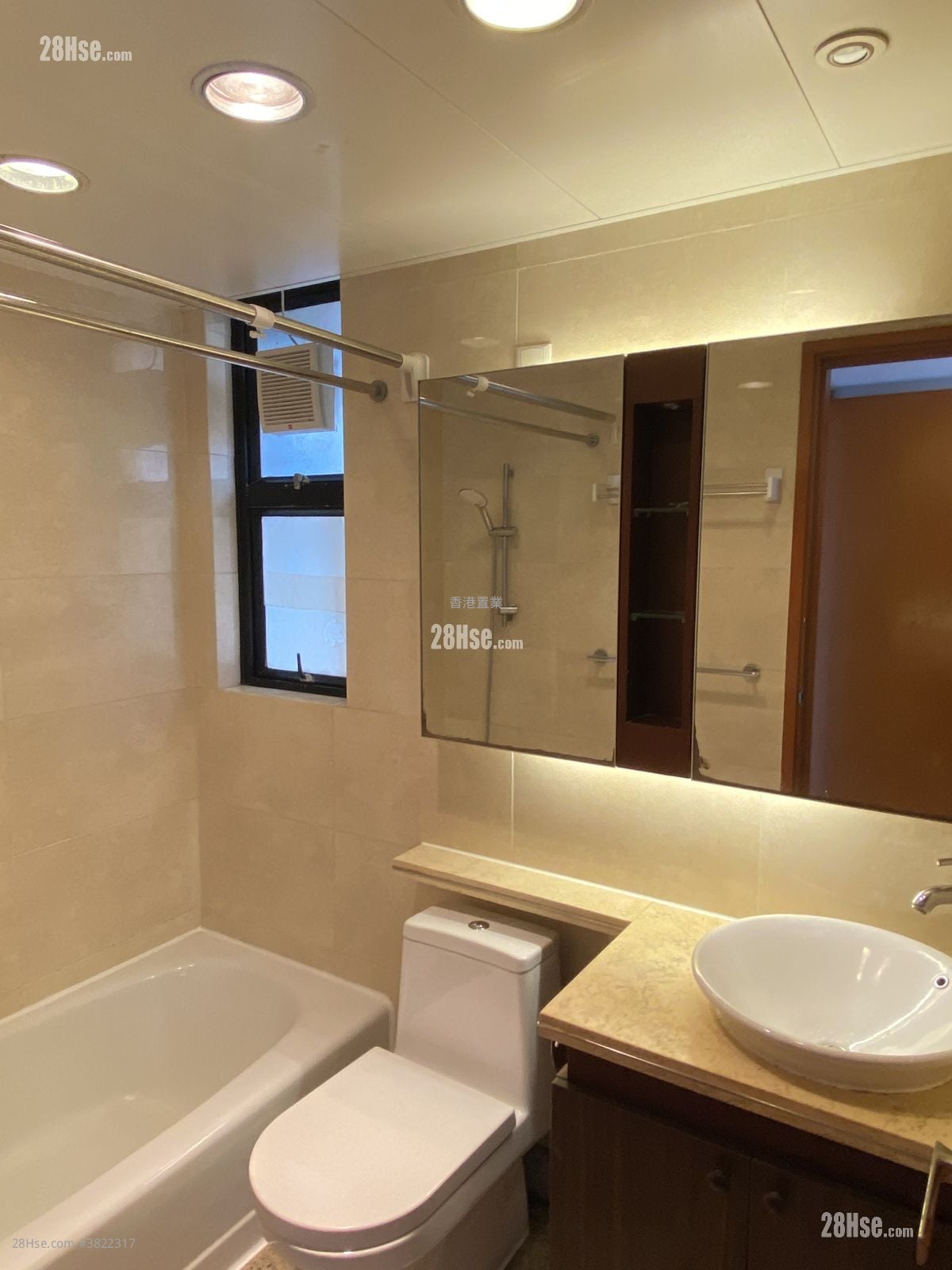 珀丽湾 售盘 3 房 , 2 浴室 709 平方尺