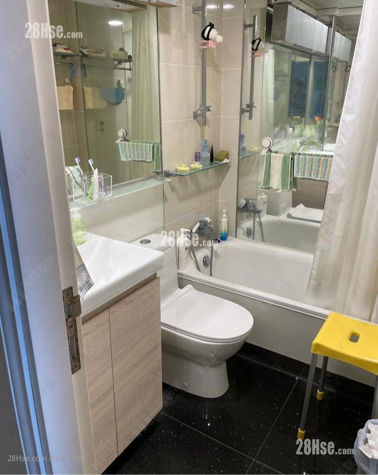 Metro Town Sell 2 Bedrooms 503 ft²