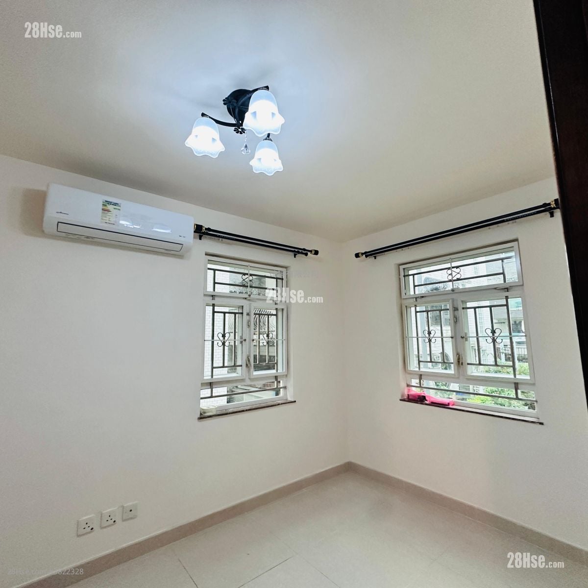 村屋 租盘 700 平方尺