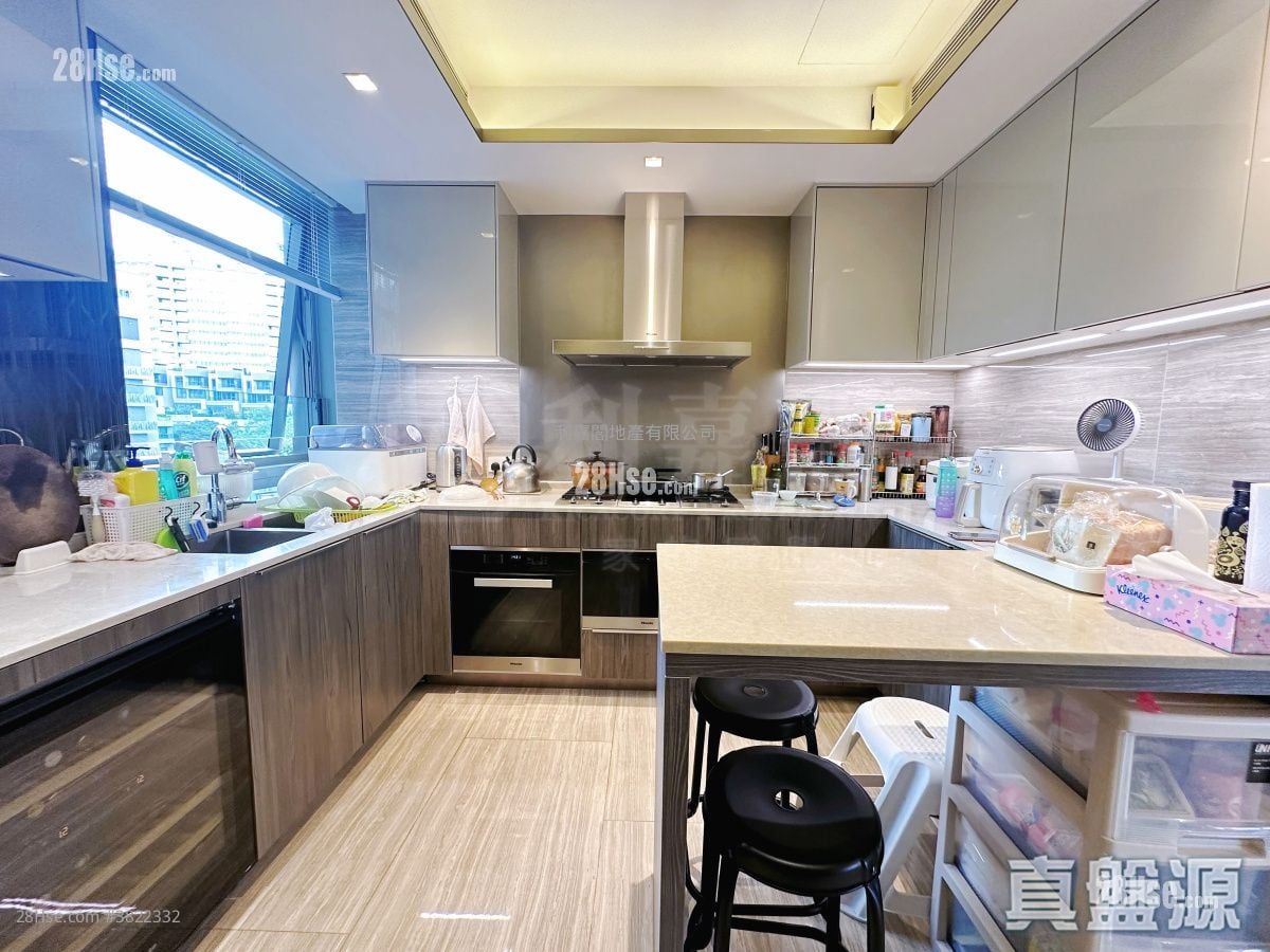 富豪山峯 售盤 4 房 , 2 浴室 2,107 平方呎