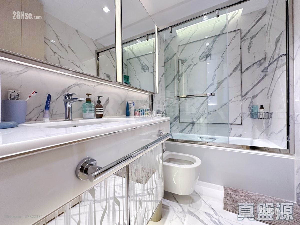 富豪山峯 售盤 4 房 , 2 浴室 2,107 平方呎